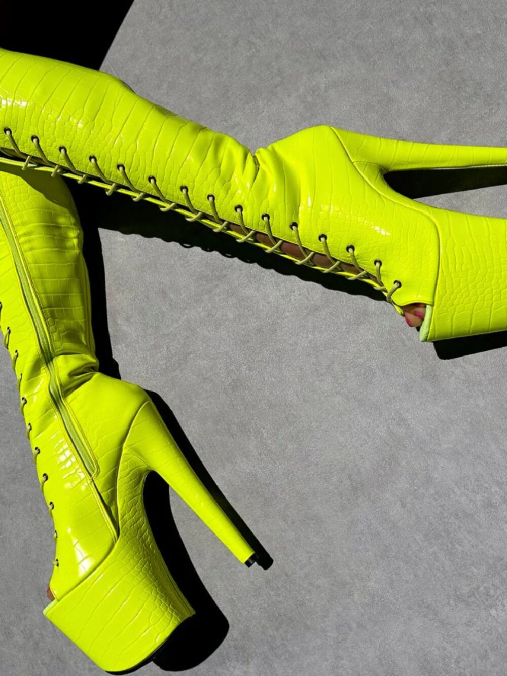 Hella Heels Open Toe 8in Boot, Size 7